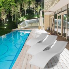 chaise-longue-bianca-moderna-sdraio-piscina