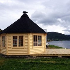 gazebo-da-16,5-mq-per-giardino-21-persone-in-legno-esterno