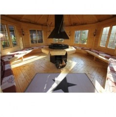 gazebo-da-16,5-mq-per-giardino-21-persone-in-legno-interno