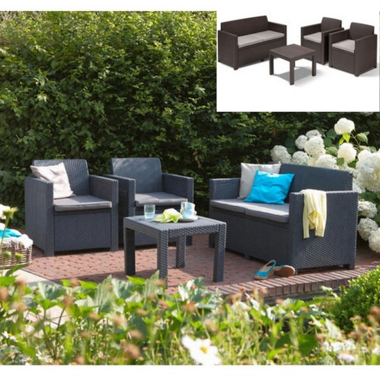 Set da esterno divanetto con poltrone e tavolo modello Berry salotto in 2 colori con effetto polirattan